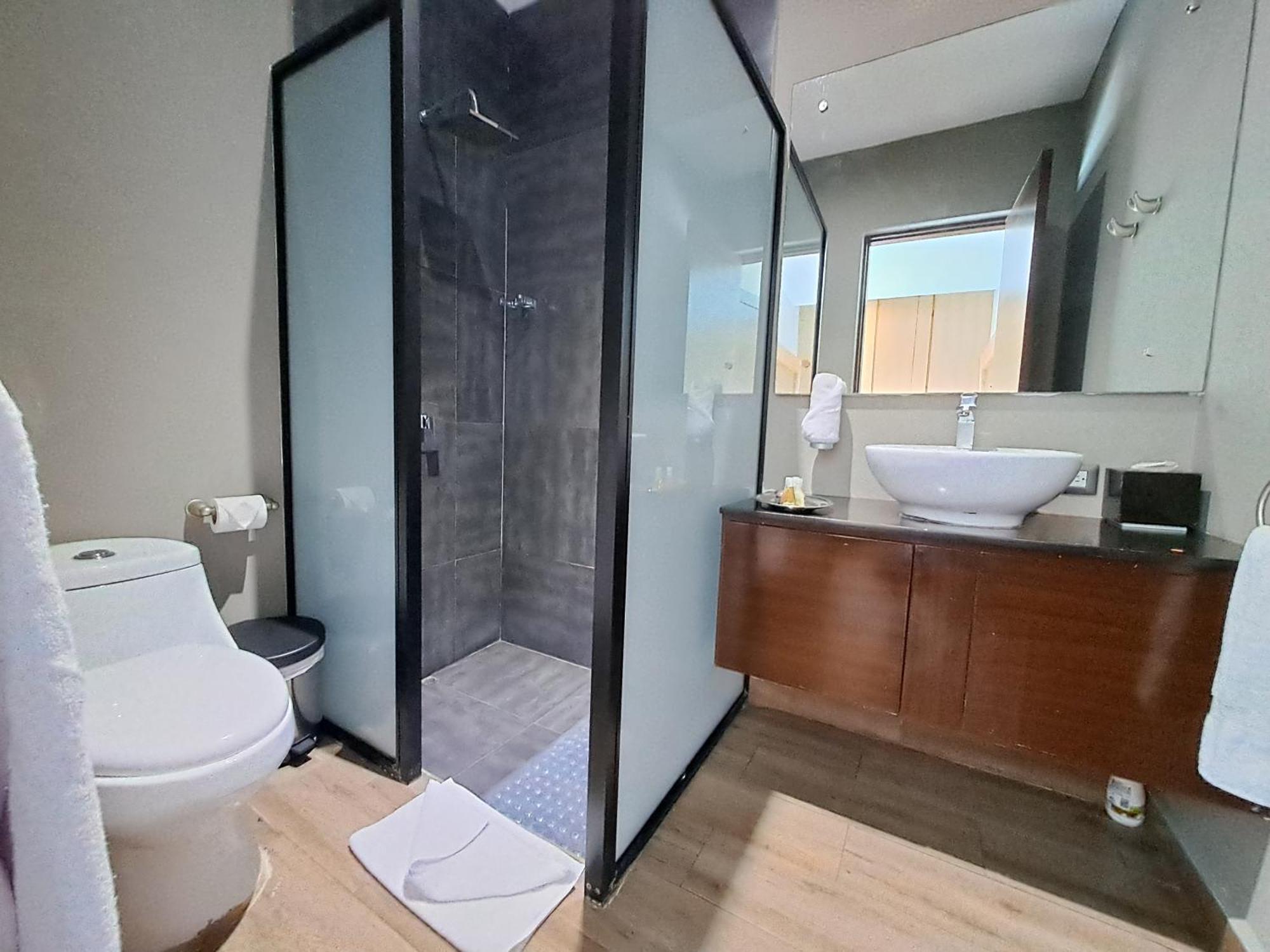 Cardedeu Hotel Lago De Coatepeque El Congo Exteriör bild